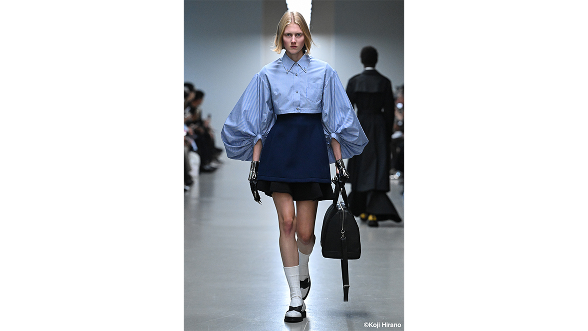 ANREALAGE’s Collection at Paris Fashion Week Spring/Summer 2026 - Outfit No. 9