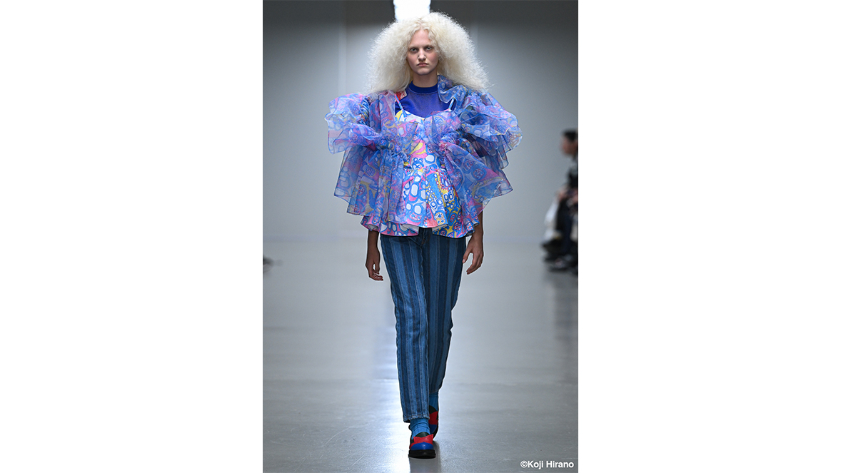 ANREALAGE’s Collection at Paris Fashion Week Spring/Summer 2026 - Outfit No. 22