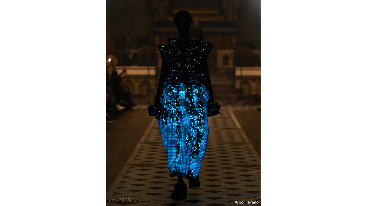 ANREALAGE Fashion Show 2025