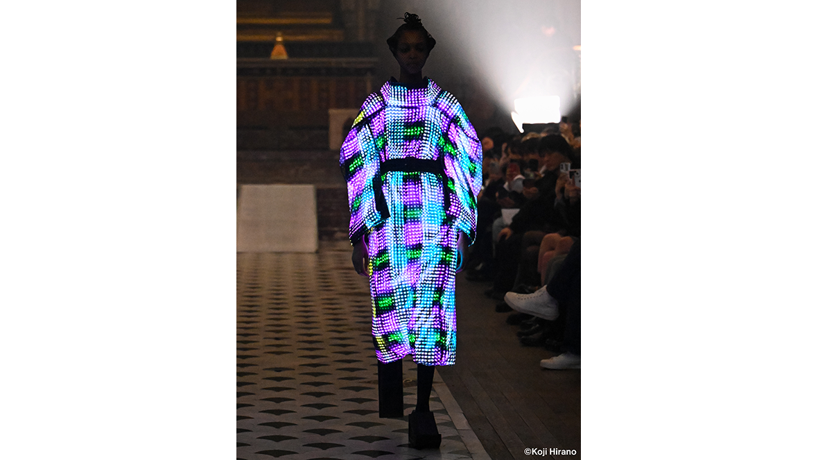 ANREALAGE Fashion Show 2025