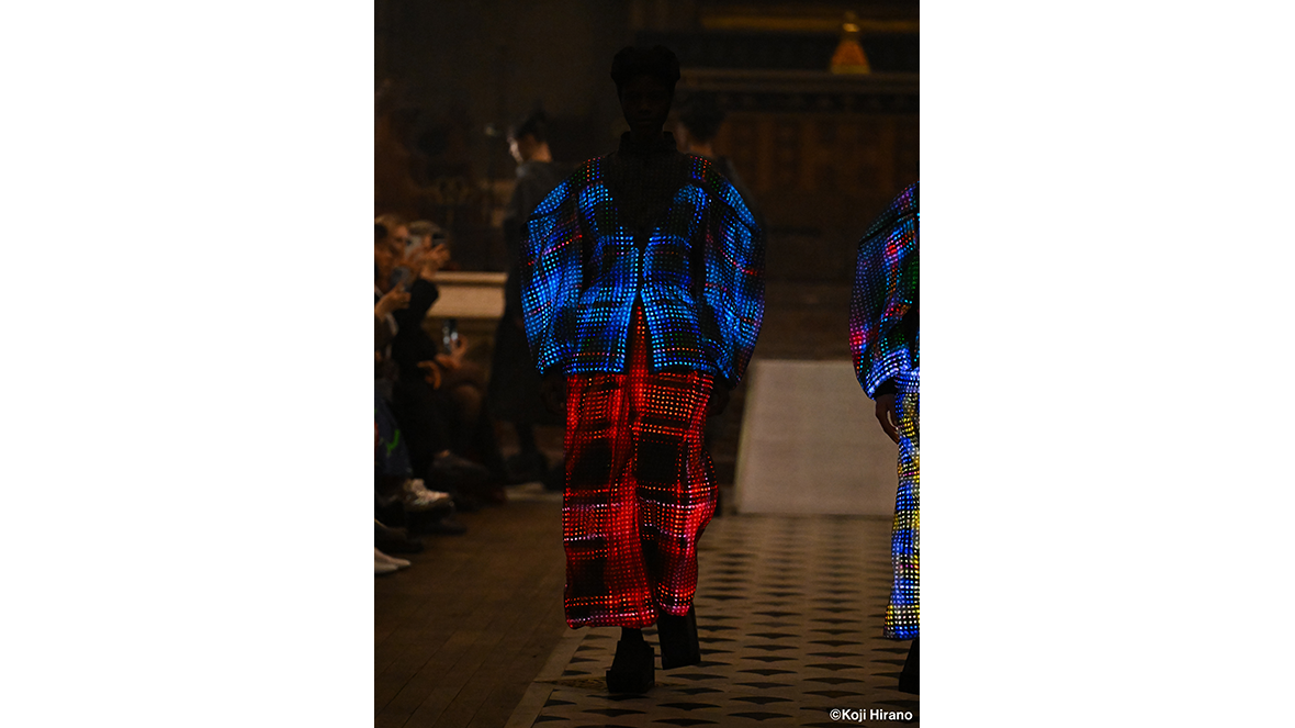 ANREALAGE Fashion Show 2025