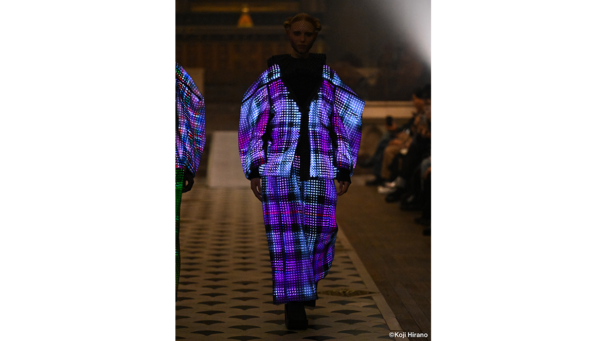 ANREALAGE Fashion Show 2025