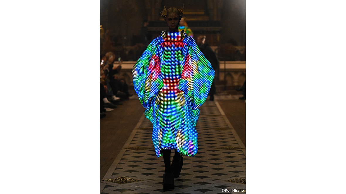 ANREALAGE Fashion Show 2025