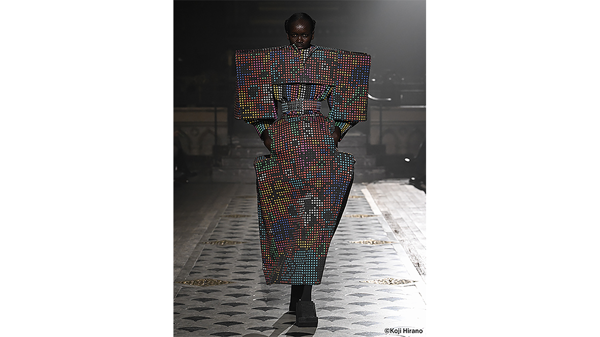 ANREALAGE Fashion Show 2025