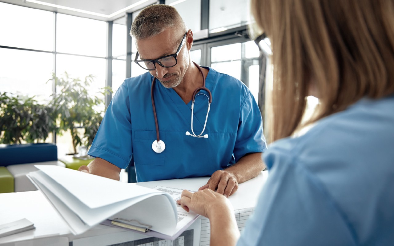 Efficient document management for healthcare institutions