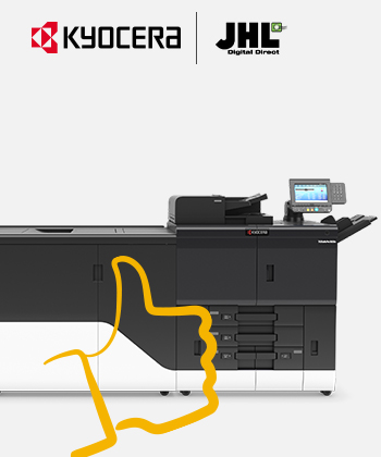 Operación de impresión digital directa con impresora inkjet de producción Kyocera en un entorno de alto rendimiento.