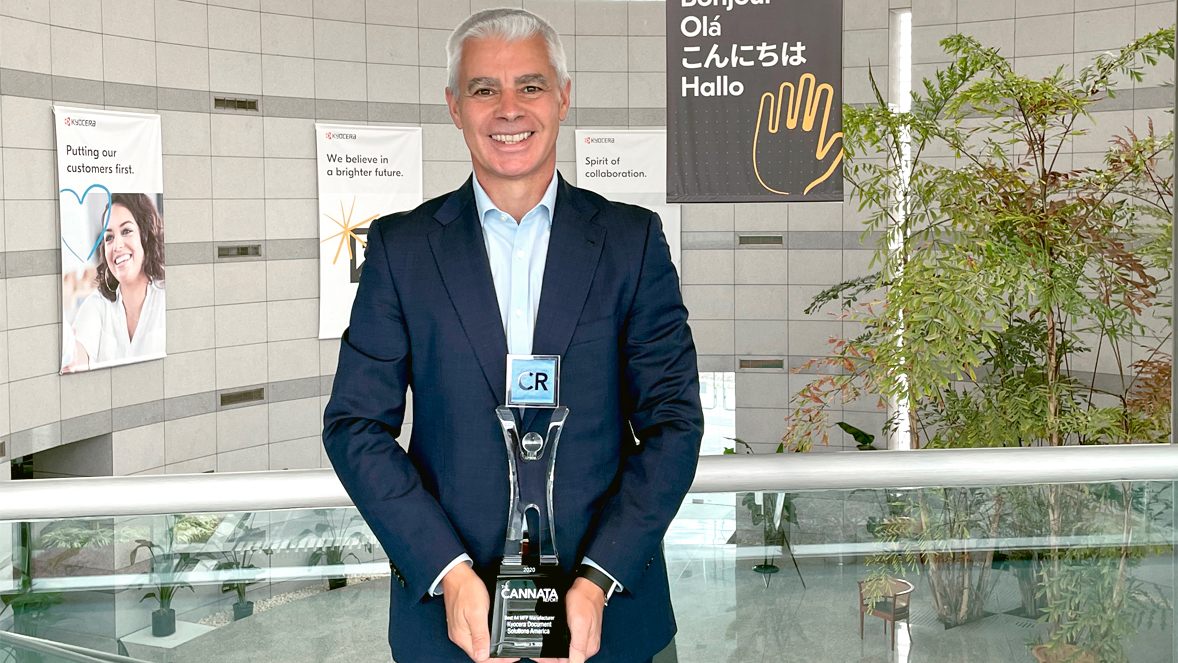 Kyocera scoops Best A4 MFP Manufacturer prize at The Cannata Report’s Frank Awards for third consecutive year Kyocera Document Solutions America President Óscar Sánchez holding award