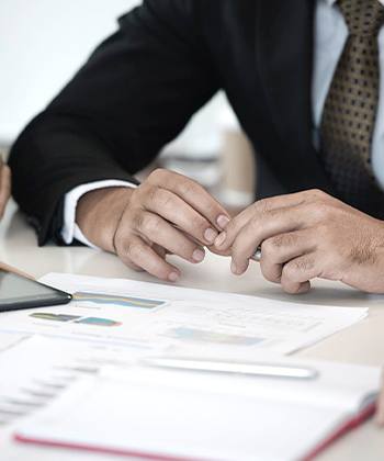 Alta calidad para sus documentos  hands at work